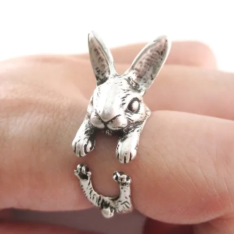 Detailed Bunny Rabbit Shaped Animal Wrap Around Ring in Silver