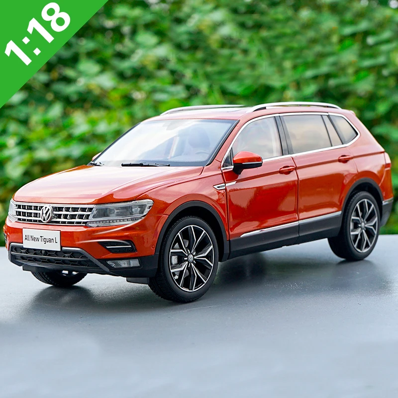 1/18 Tiguan L 2017 SUV Diecast Metal SUV CAR MODEL Toys For Boy Gift Collection With Box Free Shipping
1/18 Tiguan L 2017 SUV Diecast Metal SUV CAR MODEL Toys For Boy Gift Collection With Box Free Shipping