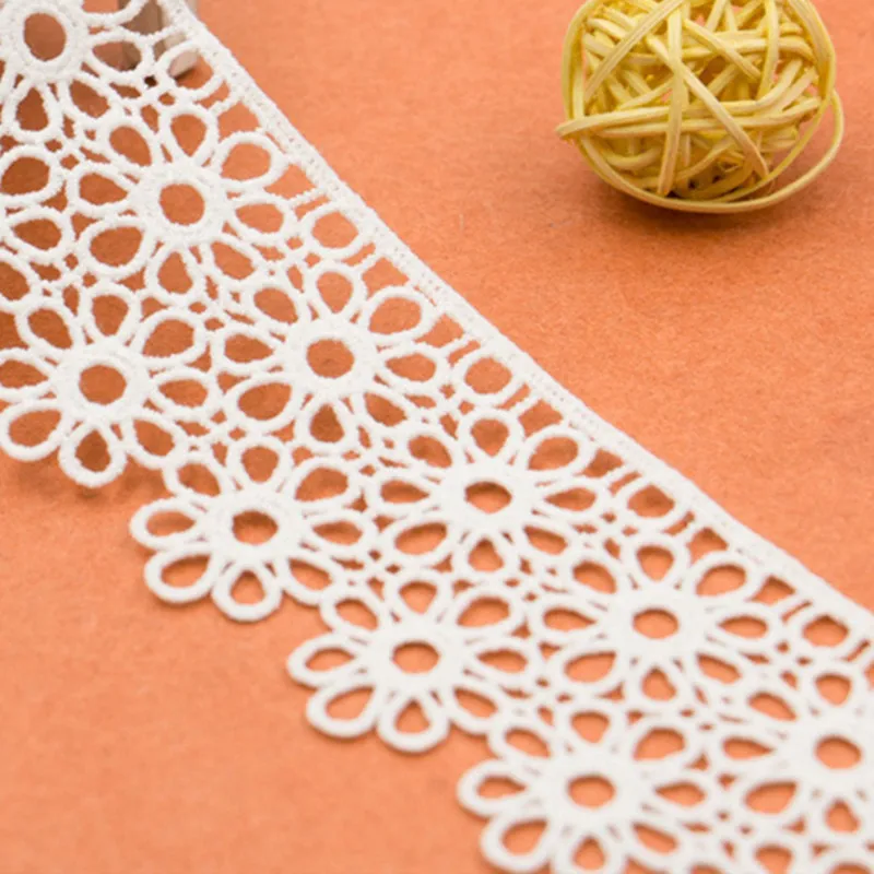 1 Yard Embroidered Sunflowers Lace Fabric 5 cm Wide Hollow Webbing Sewing accessories For Wedding Party/Child Dress/Decoration
1 Yard Embroidered Sunflowers Lace Fabric 5 cm Wide Hollow Webbing Sewing accessories For Wedding Party/Child Dress/Decoration