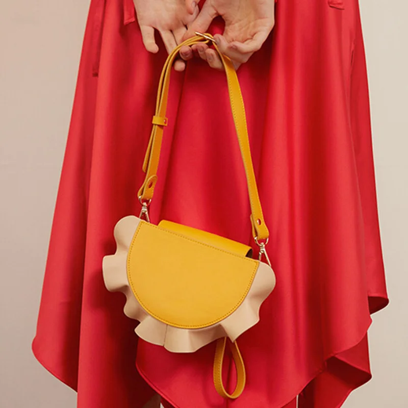 Vintage Pleated Ruffle Semicircle Women's Shoulder Bags Straw Panelled Ladies Hand Bags Women Straw Woven Messenger Bag Females
Vintage Pleated Ruffle Semicircle Women's Shoulder Bags Straw Panelled Ladies Hand Bags Women Straw Woven Messenger Bag Females