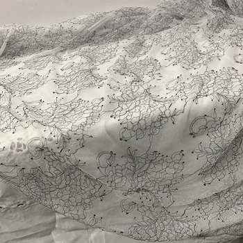 1 piece/3 meters NEW lace fabrics Off white with black color thin and soft quality sewing for lady dresses
1 piece/3 meters NEW lace fabrics Off white with black color thin and soft quality sewing for lady dresses