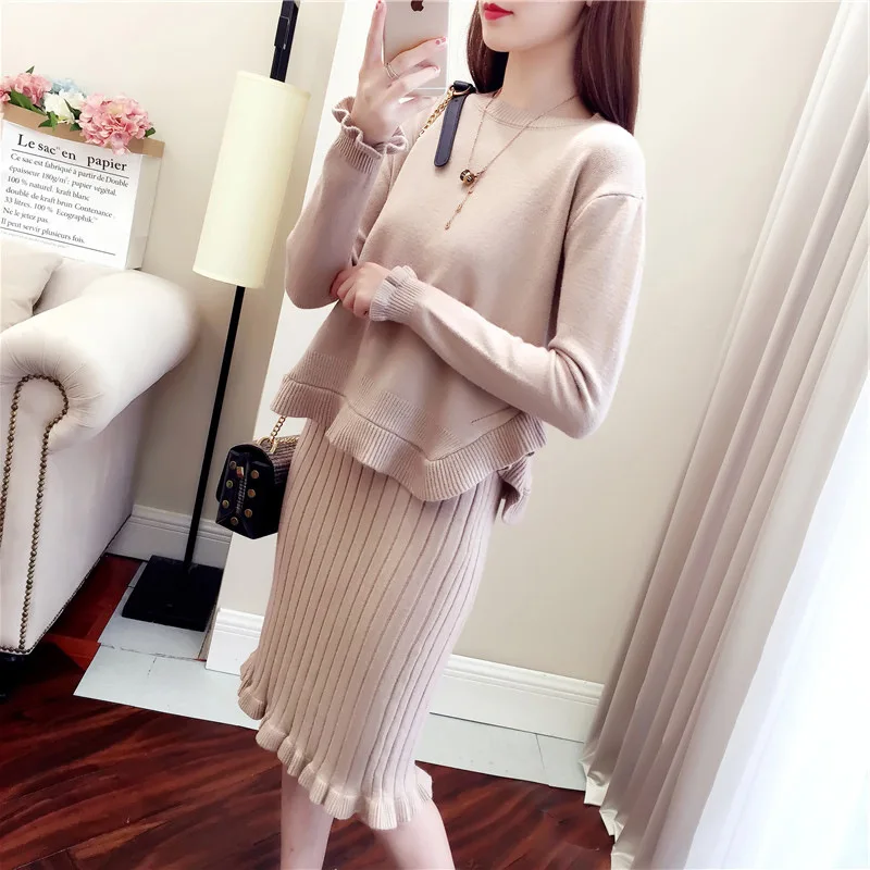 Autumn Womans Sweater+Straped Dress Sets Ruffles Solid Spring Casual Two-Pieces Suits Loose Sweater Knit Midi Dress Winter 2018
Autumn Womans Sweater+Straped Dress Sets Ruffles Solid Spring Casual Two-Pieces Suits Loose Sweater Knit Midi Dress Winter 2018