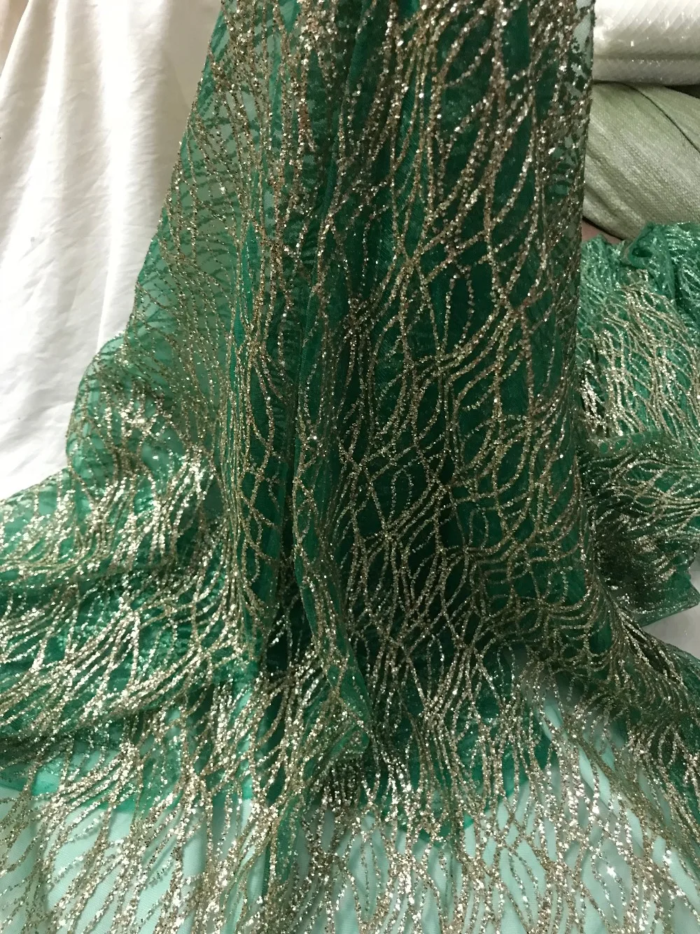 latest nigerian laces with glitter Free shipping african cord lace african french lace fabric sat-51531 with glitter
latest nigerian laces with glitter Free shipping african cord lace african french lace fabric sat-51531 with glitter