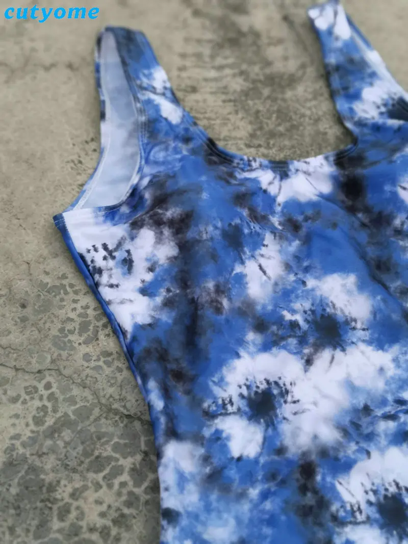 Family Matching Swimwear Floral Print Beachwear One Piece Mommy and me swimsuit swimming trunks for kids Girls Women Family Set (16)