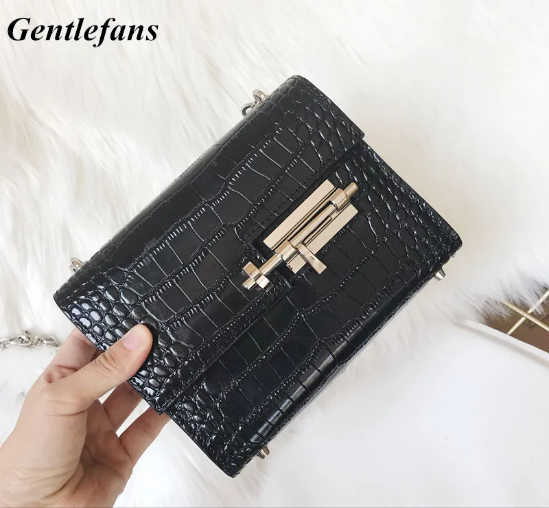 Summer and Autumn High quality round circle Chains Bag Special Lock Flap Bags Crcodile Pattern Black Mini Bags Luxury Casual Bag
Summer and Autumn High quality round circle Chains Bag Special Lock Flap Bags Crcodile Pattern Black Mini Bags Luxury Casual Bag