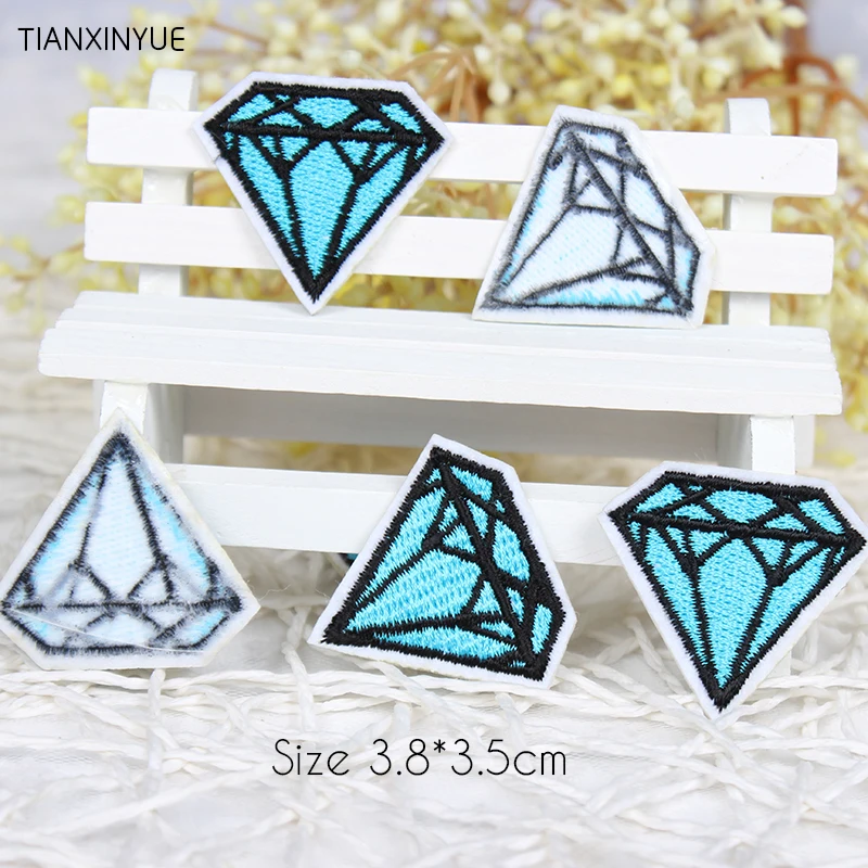20pcs/lot cartoon Diamonds Embroidered patches iron on patch Motif sew on iron on Applique DIY accessory Free Shipping
20pcs/lot cartoon Diamonds Embroidered patches iron on patch Motif sew on iron on Applique DIY accessory Free Shipping