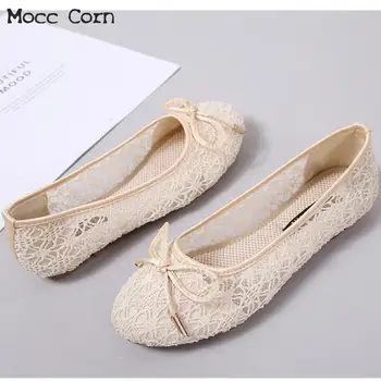 2019 Summer Lace Flat Shoes Women Bow Ballet Flats Lady Slip On Loafers Hollow Breathable Air Mesh Footwear Plus Size 40 41 42
2019 Summer Lace Flat Shoes Women Bow Ballet Flats Lady Slip On Loafers Hollow Breathable Air Mesh Footwear Plus Size 40 41 42