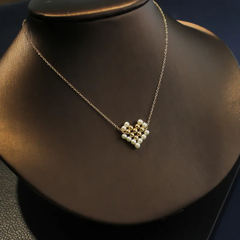 WKOUD EAM Jewelry / 2019 New Fashion Temperament Freshwater Pearl Weaving Heart Pendant Necklace Women's Accessories S#N44208
WKOUD EAM Jewelry / 2019 New Fashion Temperament Freshwater Pearl Weaving Heart Pendant Necklace Women's Accessories S#N44208