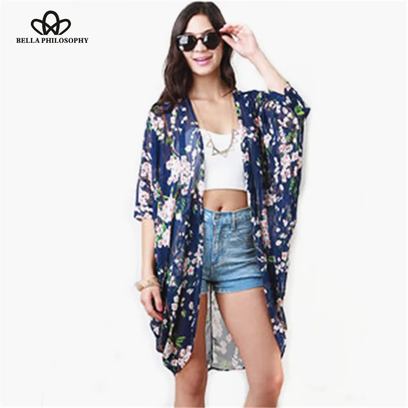 2015 New Ladies' elegant floral print Kimono outwear loose vintage non-button coat cardigan casual brand design tops navy blue
2015 New Ladies' elegant floral print Kimono outwear loose vintage non-button coat cardigan casual brand design tops navy blue
