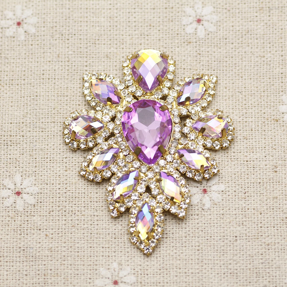 5.8*4.5cm Glass Colorful purple rhinestone applique Gold Base Applique Sew on Rhinestone For Party Wedding Dress Decoration
5.8*4.5cm Glass Colorful purple rhinestone applique Gold Base Applique Sew on Rhinestone For Party Wedding Dress Decoration