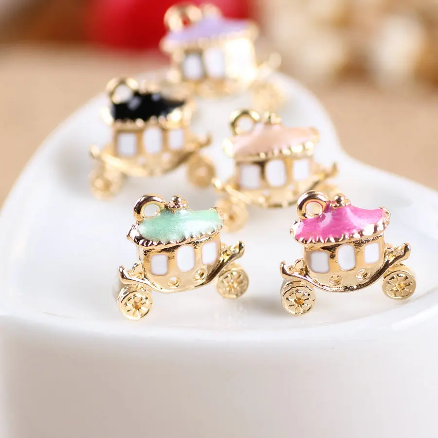 New Jewelry Charms Gold Tone Alloy Enamel Princess Carriage Pendant Oil Drop Metal Pendants Findings Floating Pendant 10PCS
New Jewelry Charms Gold Tone Alloy Enamel Princess Carriage Pendant Oil Drop Metal Pendants Findings Floating Pendant 10PCS