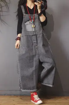 Loose simple large size bib pants women's trousers 2019 spring new comfortable denim wild girl jumpsuit fashion
Loose simple large size bib pants women's trousers 2019 spring new comfortable denim wild girl jumpsuit fashion