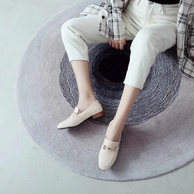 Big Size 11 12 ladies high heels women shoes woman pumps Baitaluofu single shoes
Big Size 11 12 ladies high heels women shoes woman pumps Baitaluofu single shoes