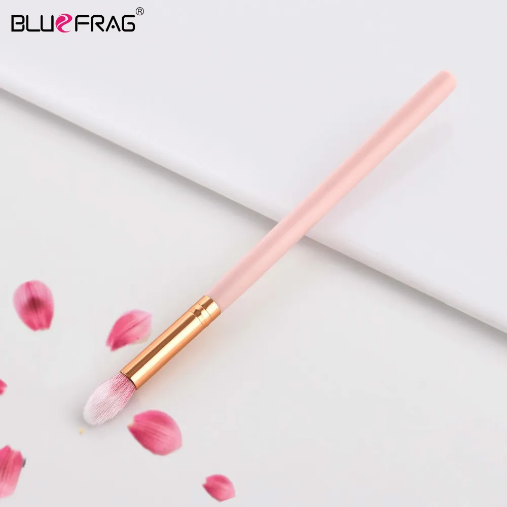 BLUEFRAG Single Makeup Brush One Piece Small Eye Shadow Brush Natural Hair Eye Blending Makeup Brushes
BLUEFRAG Single Makeup Brush One Piece Small Eye Shadow Brush Natural Hair Eye Blending Makeup Brushes