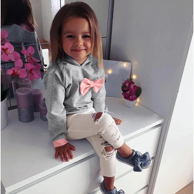 Baby Girls Clothes Set 2PCs Long Sleeve Hoodie Bowtie Tops+Pants Kids Winter Clothes Children clothing set roupas menina
Baby Girls Clothes Set 2PCs Long Sleeve Hoodie Bowtie Tops+Pants Kids Winter Clothes Children clothing set roupas menina