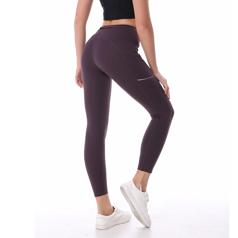 NWT 2018 Women Sports Pant Sexy Hips Sports Pant With Reflective Running Leggings Super Quality Stretch Fabric Size us4-us12
NWT 2018 Women Sports Pant Sexy Hips Sports Pant With Reflective Running Leggings Super Quality Stretch Fabric Size us4-us12