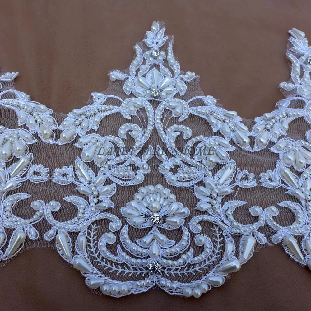 La Belleza 2 yards 10.2''(26CM) off white super heavy pearls beads cord Bilateral lace trim accent motif wedding veil
La Belleza 2 yards 10.2''(26CM) off white super heavy pearls beads cord Bilateral lace trim accent motif wedding veil