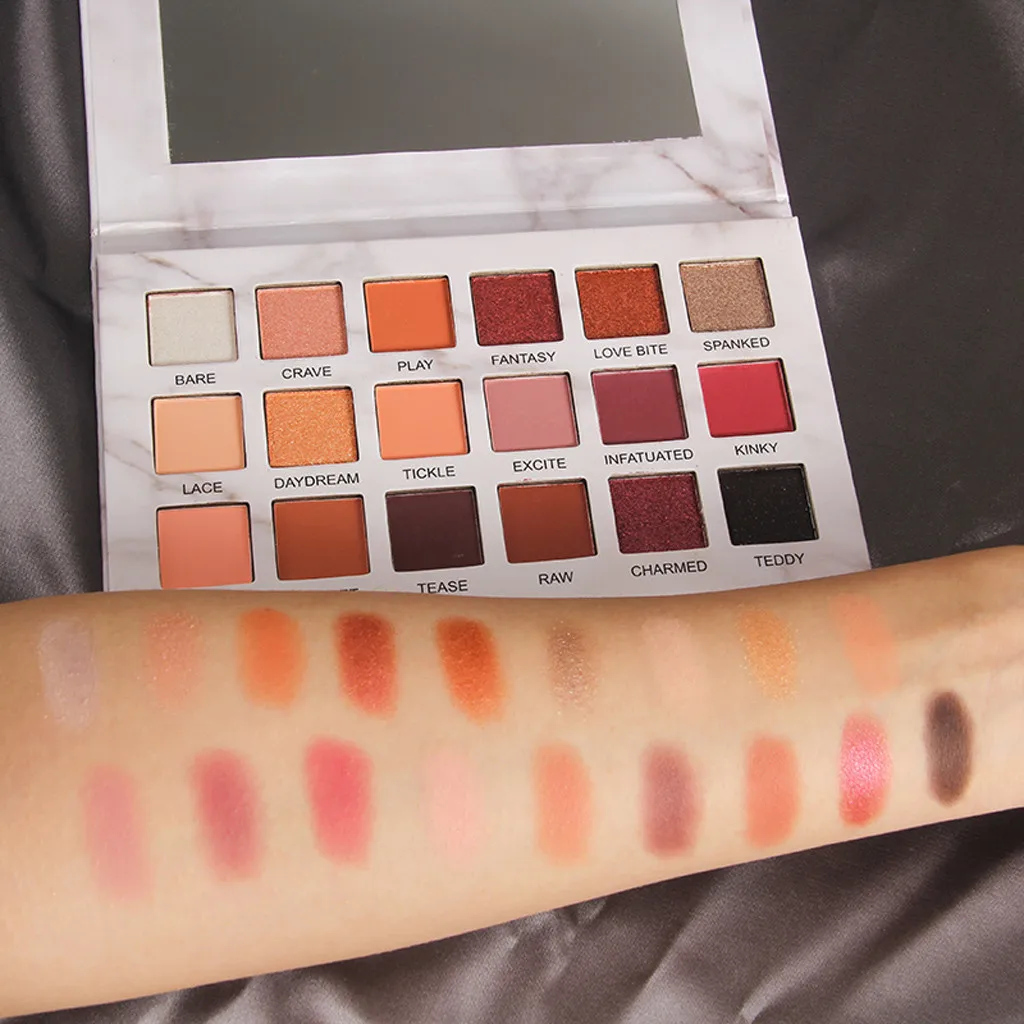 18 Color Palette Matte Eye Shadow Shadow Palette Sparkling Eye Shadow Shadow Eye Beauty Glazed Palette Dreamland Palette *
18 Color Palette Matte Eye Shadow Shadow Palette Sparkling Eye Shadow Shadow Eye Beauty Glazed Palette Dreamland Palette *