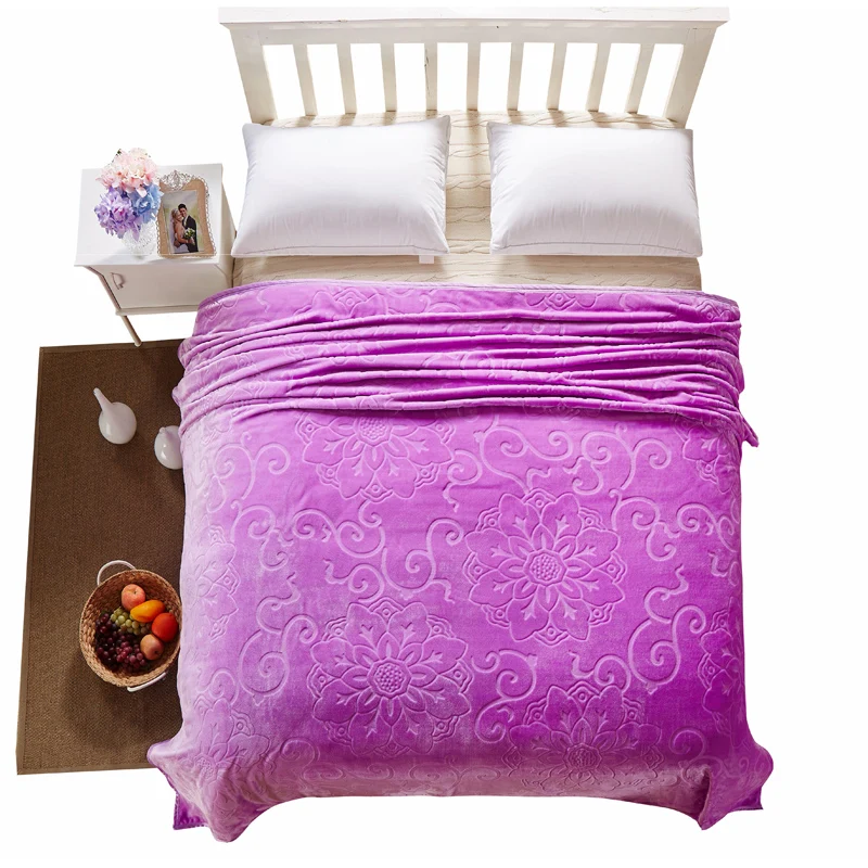 Blanket Flannel blankets Embossed Floral bedding coral fleece blankets picnic travel airplane cobertor soild color rectangle
Blanket Flannel blankets Embossed Floral bedding coral fleece blankets picnic travel airplane cobertor soild color rectangle