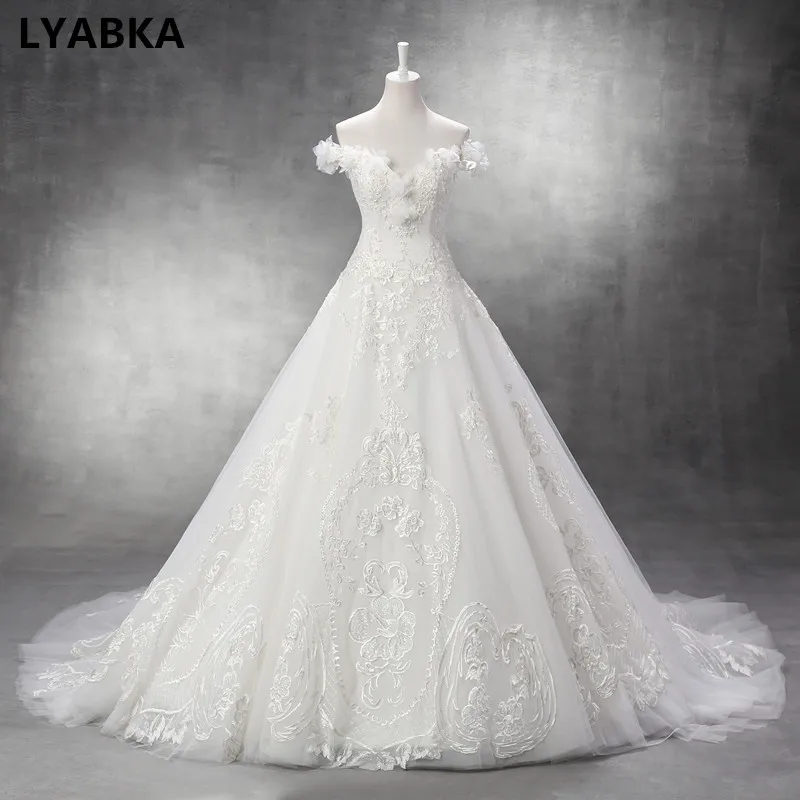 Robe De Mariage Sweetheart Wedding Dress Court Train Vestido De Novia Tulle With Lace Appliques Ball Gown Wedding Dresses 2019
Robe De Mariage Sweetheart Wedding Dress Court Train Vestido De Novia Tulle With Lace Appliques Ball Gown Wedding Dresses 2019