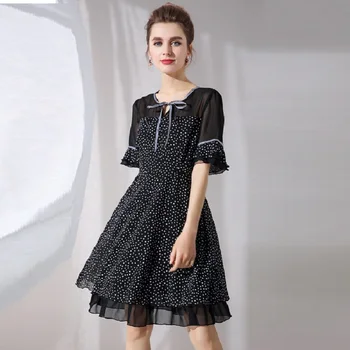 New2018Summer Fashion Ladies Plus size elegant A-line dress polka dot cute cultivating dress female casual vestidos L-XXXXXL 5XL
New2018Summer Fashion Ladies Plus size elegant A-line dress polka dot cute cultivating dress female casual vestidos L-XXXXXL 5XL