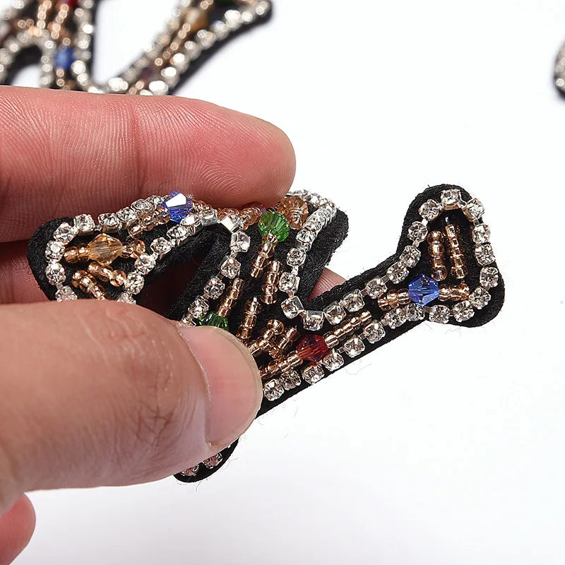 A-Z 1PC Crystal English Alphabet Letter Mixed Embroidered Iron On Patch For Clothing Badge Paste For Clothes Bag Pants shoes
A-Z 1PC Crystal English Alphabet Letter Mixed Embroidered Iron On Patch For Clothing Badge Paste For Clothes Bag Pants shoes