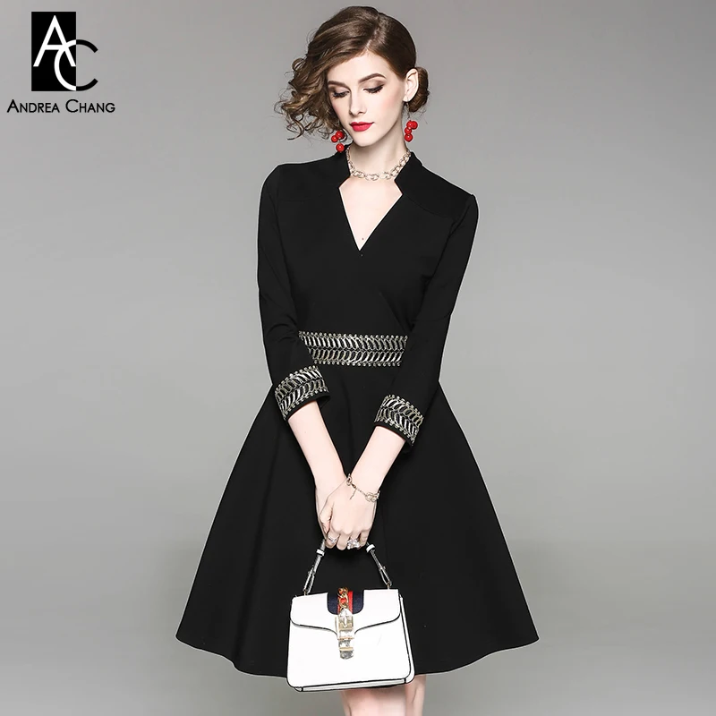 autumn spring woman dress golden vintage pattern embroidery waist cuff black dress 3/4 sleeve v-neck fashion office cotton dress
autumn spring woman dress golden vintage pattern embroidery waist cuff black dress 3/4 sleeve v-neck fashion office cotton dress