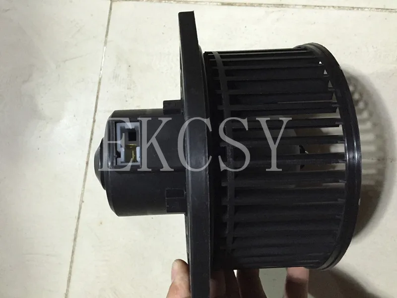 8104100-P00 ORIGINAL QUALITY BLOWER MOTOR FOR GREAT WALL WINGLE 3 WINGLE 5 GREAT WALL V240 V200 BLOWER MOTOR
8104100-P00 ORIGINAL QUALITY BLOWER MOTOR FOR GREAT WALL WINGLE 3 WINGLE 5 GREAT WALL V240 V200 BLOWER MOTOR
