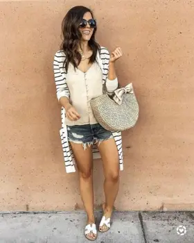 Women Autumn Casual Long Sleeve Knitted Cardigan Ladies Loose Striped Long Sweater Outwear Tops
Women Autumn Casual Long Sleeve Knitted Cardigan Ladies Loose Striped Long Sweater Outwear Tops