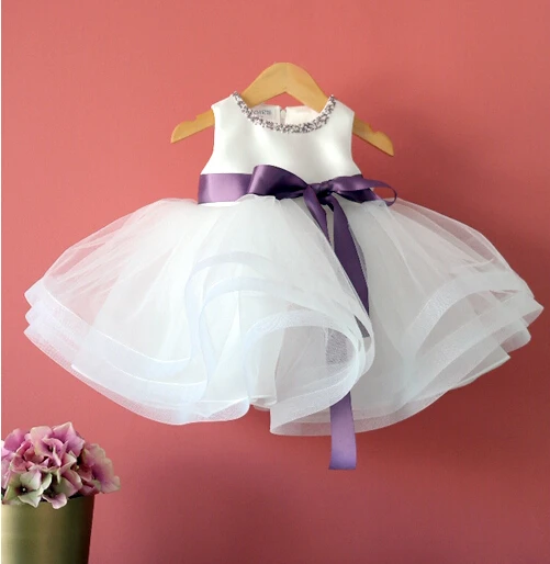 White 1st birthday outfit Ruffles Flower Girl Dresses For Party And Weddings Tulle Ball Gown Princess Dress Beadings With purpl
White 1st birthday outfit Ruffles Flower Girl Dresses For Party And Weddings Tulle Ball Gown Princess Dress Beadings With purpl