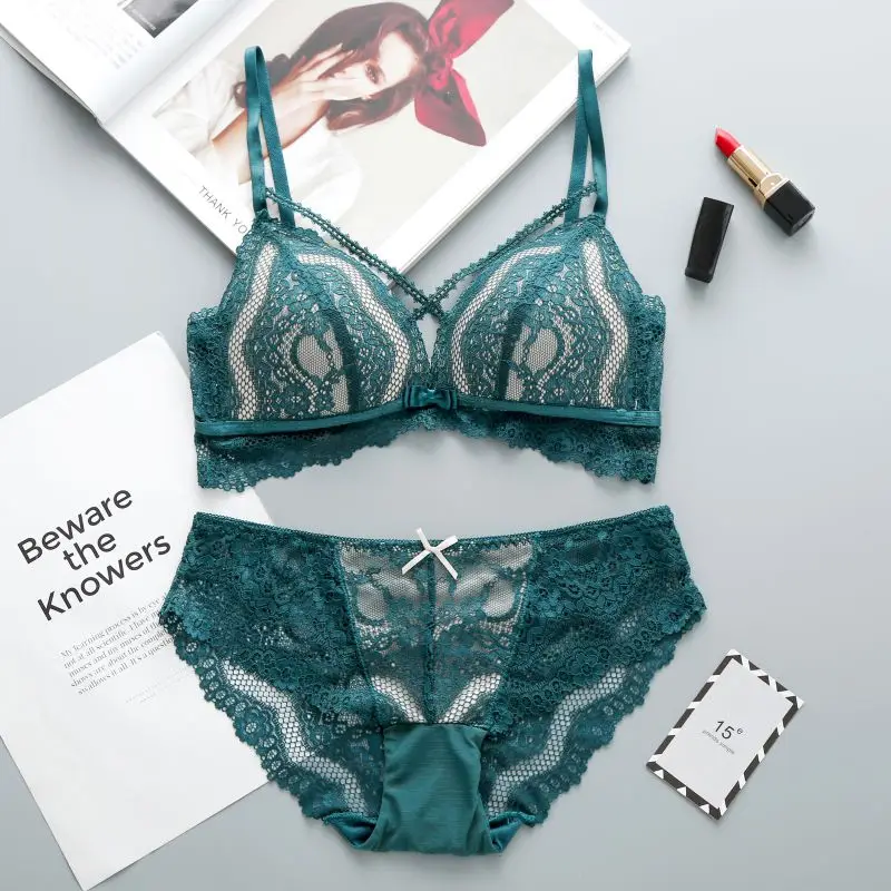 Sexy Seamless Lace Bra Panties underwear Suits Women Padded Lace Push Up Bras Set
Sexy Seamless Lace Bra Panties underwear Suits Women Padded Lace Push Up Bras Set