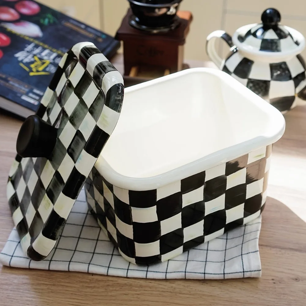 Enamel Storage Box Biscuits Kitchen Organizer Food Rangement Candy Jar Rectangle Home Decoration Voleme 2.5L
Enamel Storage Box Biscuits Kitchen Organizer Food Rangement Candy Jar Rectangle Home Decoration Voleme 2.5L