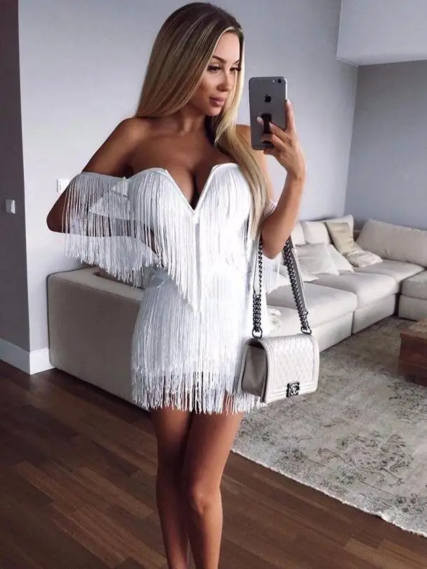 2019 ladies summer dress white fringed tube top mini dress sexy V-neck strap dinner dress versatile club party dress temperamen
2019 ladies summer dress white fringed tube top mini dress sexy V-neck strap dinner dress versatile club party dress temperamen