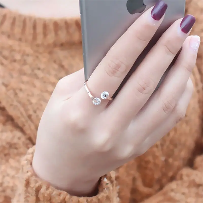 Adjustable Size Crystal Wedding Rings Titanium Steel Rose Gold Color Fashion Women Finger Rings Cheap Drop Ship
Adjustable Size Crystal Wedding Rings Titanium Steel Rose Gold Color Fashion Women Finger Rings Cheap Drop Ship