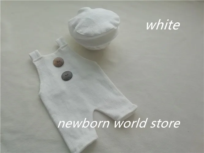 newborn photography props ,baby suspender trousers and hat 
newborn photography props ,baby suspender trousers and hat