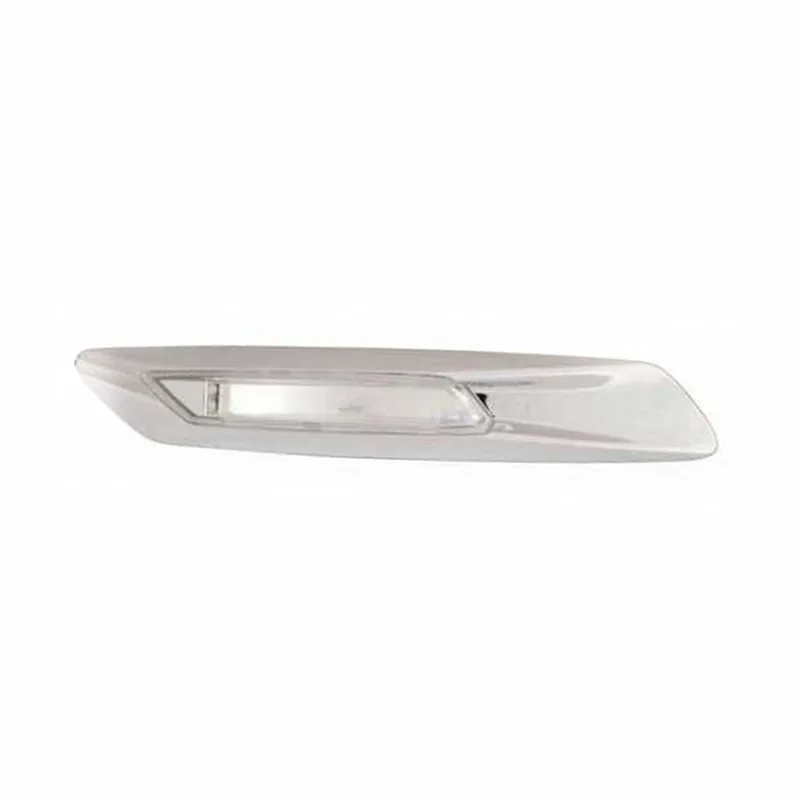 Leaf plate light Turn signal 5 Series 530LIb mw2009-2015 Side light Auxiliary turn signal Turning decorative light Turning light
Leaf plate light Turn signal 5 Series 530LIb mw2009-2015 Side light Auxiliary turn signal Turning decorative light Turning light