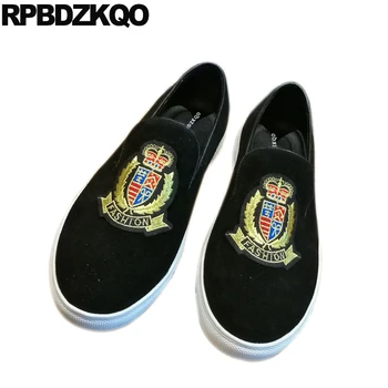 Genuine Leather New Black High Quality Embroidery Printed Men Loafers Luxury Brand Slip On Runway Shoes Sneakers Skate Hot Sale
Genuine Leather New Black High Quality Embroidery Printed Men Loafers Luxury Brand Slip On Runway Shoes Sneakers Skate Hot Sale