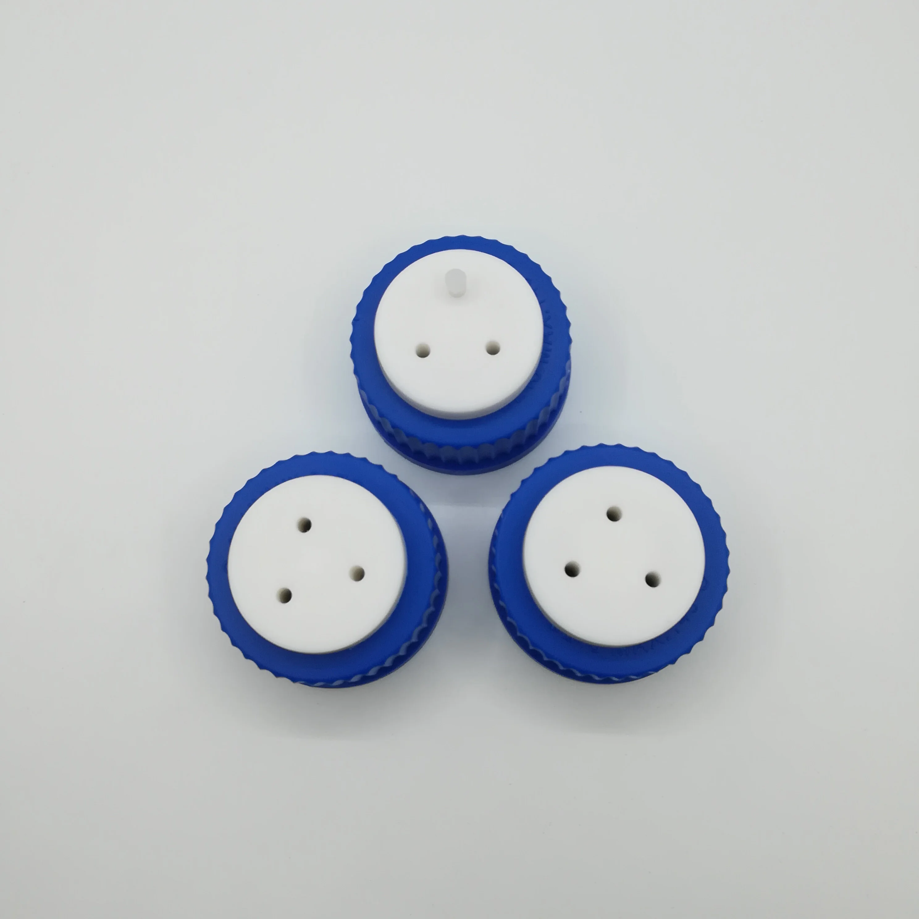 Blue thread cap with 1 hole/2hole/3hole Plastic Screw Cap with threaded bezel ring,Mobile phase liquid bottle cap
Blue thread cap with 1 hole/2hole/3hole Plastic Screw Cap with threaded bezel ring,Mobile phase liquid bottle cap