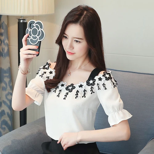 2019 Elegant Fashion Chiffon Women Blouse New Summer Slash Neck Short Sleeve And Pure Color Sweet Office Lady White Shirts
2019 Elegant Fashion Chiffon Women Blouse New Summer Slash Neck Short Sleeve And Pure Color Sweet Office Lady White Shirts
