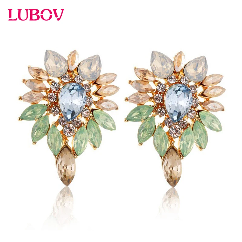 New Fashion Beautiful 6 Colors Crystal Earrings Elegant Stud Earrings For Women gift Europe and America fast shipping 2018
New Fashion Beautiful 6 Colors Crystal Earrings Elegant Stud Earrings For Women gift Europe and America fast shipping 2018