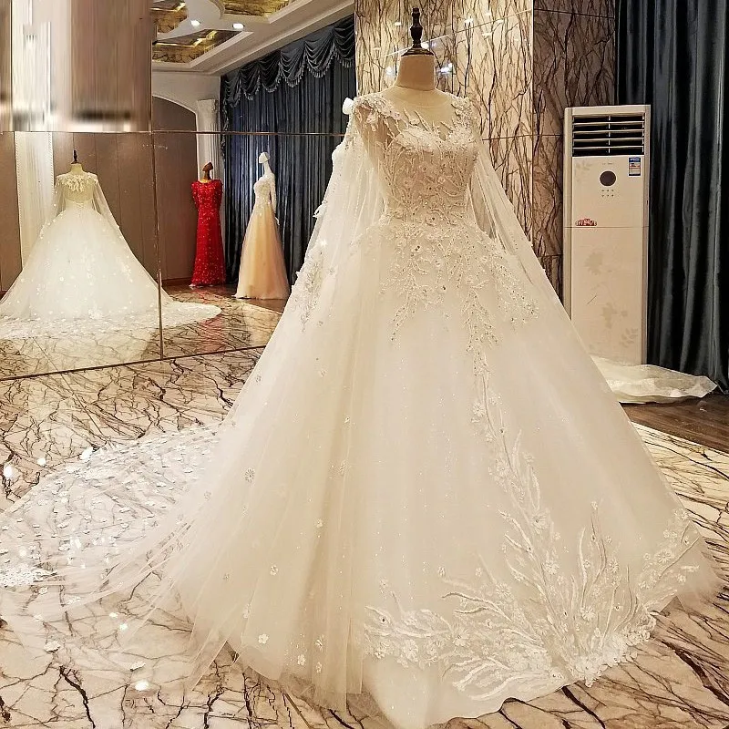 Real Image Luxury Wedding Dresses 2019 Vsetido De Novia With Shawl Cape Crystals Lace Beading Appliques Sweep Train Bridal Gowns
Real Image Luxury Wedding Dresses 2019 Vsetido De Novia With Shawl Cape Crystals Lace Beading Appliques Sweep Train Bridal Gowns
