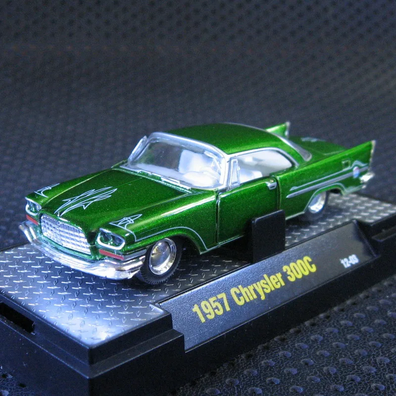 M2 1:64 1957 Chrysler 300C boutique alloy car toys for children kids toys Model Original box freeshipping
M2 1:64 1957 Chrysler 300C boutique alloy car toys for children kids toys Model Original box freeshipping