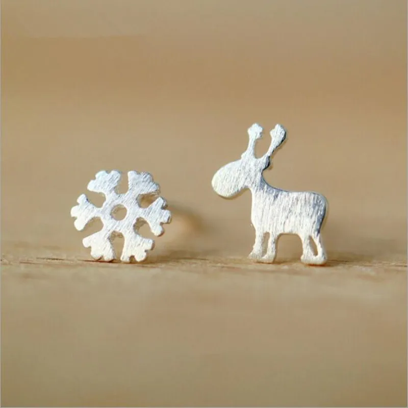 Christmas 925 Sterling Silver Jewelry Korean Personality Snow Deer Exquisite Anti-allergy Earrings SE1
Christmas 925 Sterling Silver Jewelry Korean Personality Snow Deer Exquisite Anti-allergy Earrings SE1