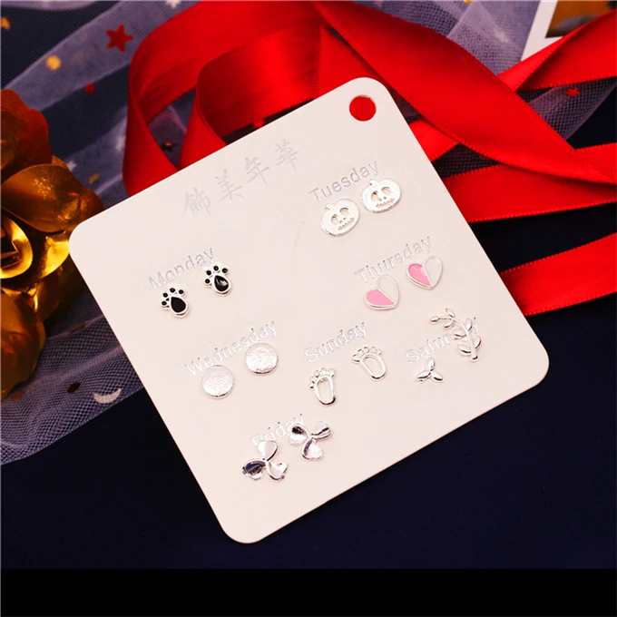 7 pair/set Pumpkin lantern bear paw heart round cuff Stud Earrings for Women Piercing silver small Earrings for a week jewelry
7 pair/set Pumpkin lantern bear paw heart round cuff Stud Earrings for Women Piercing silver small Earrings for a week jewelry