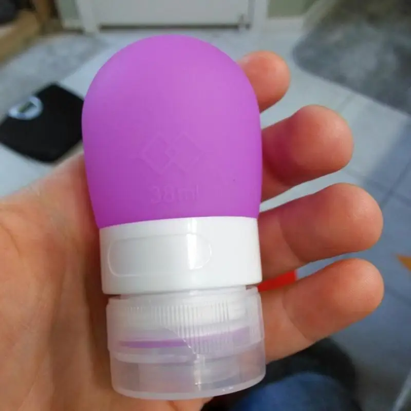 Silicone Refillable Portable Mini Traveler Packing Bottle Press Bottle for Lotion Shampoo Bath Hot Selling
Silicone Refillable Portable Mini Traveler Packing Bottle Press Bottle for Lotion Shampoo Bath Hot Selling