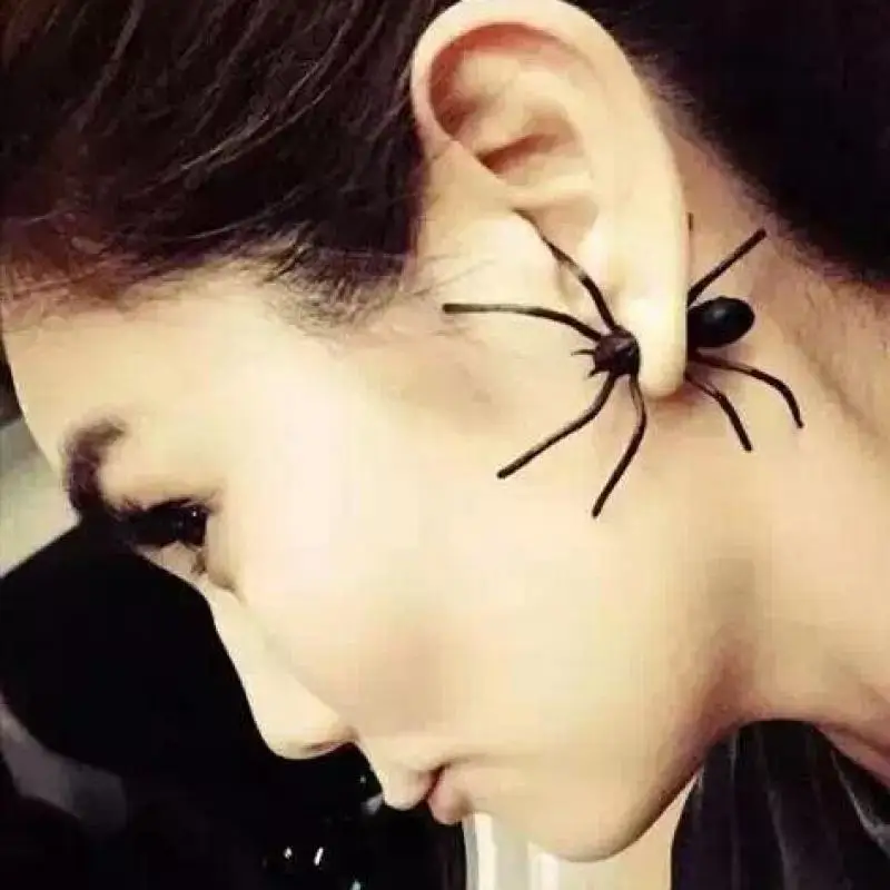 1 Pc Punk Black Spider Earrings Halloween 3d Animal Stud Earrings European Vintage Fashion Jewelry Ear Cuff Earrings
1 Pc Punk Black Spider Earrings Halloween 3d Animal Stud Earrings European Vintage Fashion Jewelry Ear Cuff Earrings
