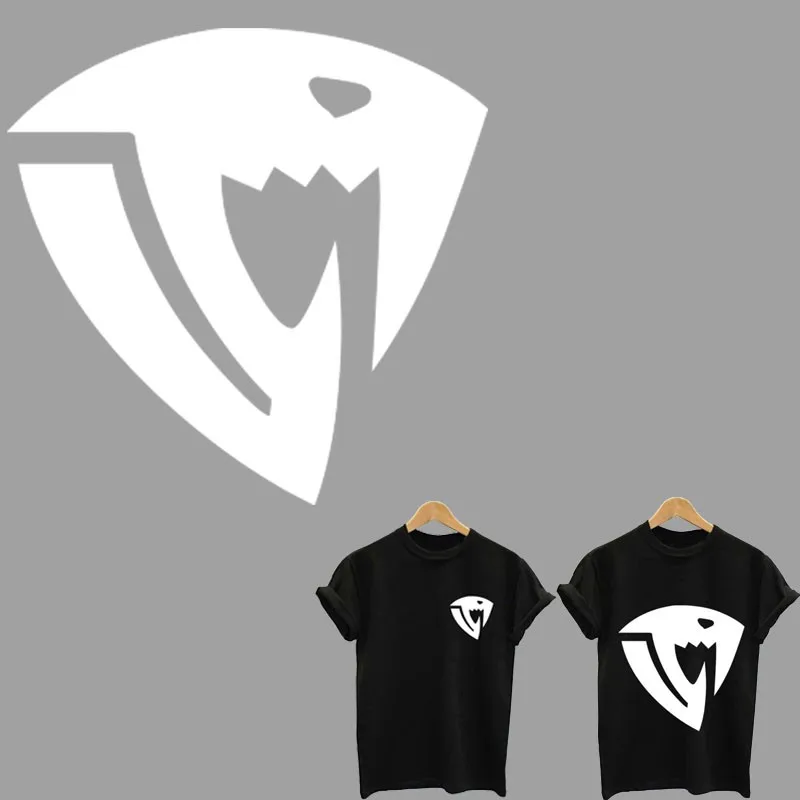 Hot ironing applications for clothing Anime Dragon ball Fairy Tail game patch stripes stickers for clothes iron on patches toppe
Hot ironing applications for clothing Anime Dragon ball Fairy Tail game patch stripes stickers for clothes iron on patches toppe