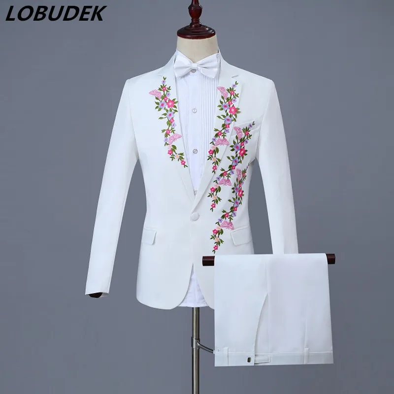 New White Choral Dress Plum blossom Embroidery Men's Suits Prom Festival Gala Host Singer Chorus Costumes Adult Male Stage Wears
New White Choral Dress Plum blossom Embroidery Men's Suits Prom Festival Gala Host Singer Chorus Costumes Adult Male Stage Wears