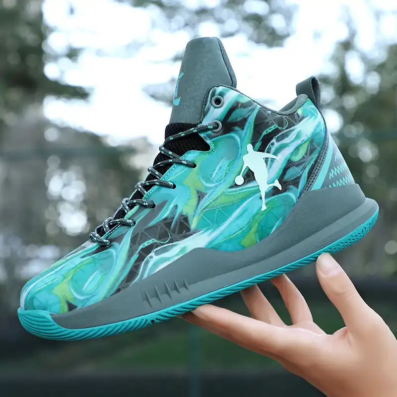 big man basketball shoes