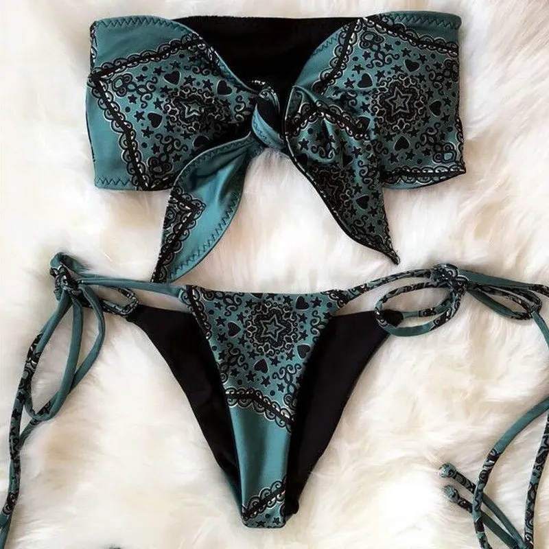 Retro-printed Bikini Breast Tied Swimsuit Women's Tie Swimsuit Bikini Europe America
Retro-printed Bikini Breast Tied Swimsuit Women's Tie Swimsuit Bikini Europe America